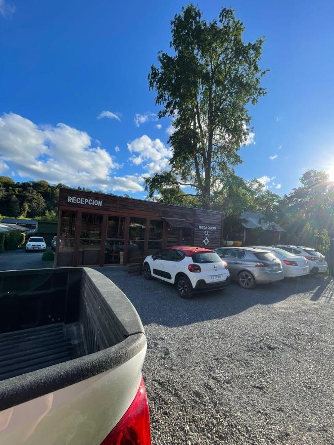 Treca Rupan Lodge Neltume Exteriér fotografie