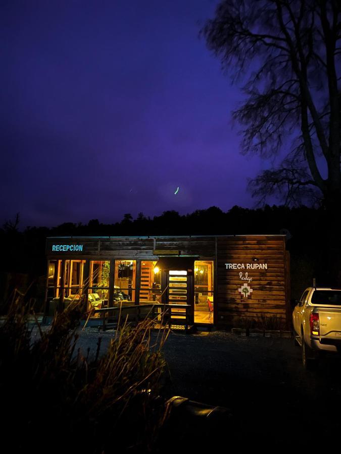 Treca Rupan Lodge Neltume Exteriér fotografie